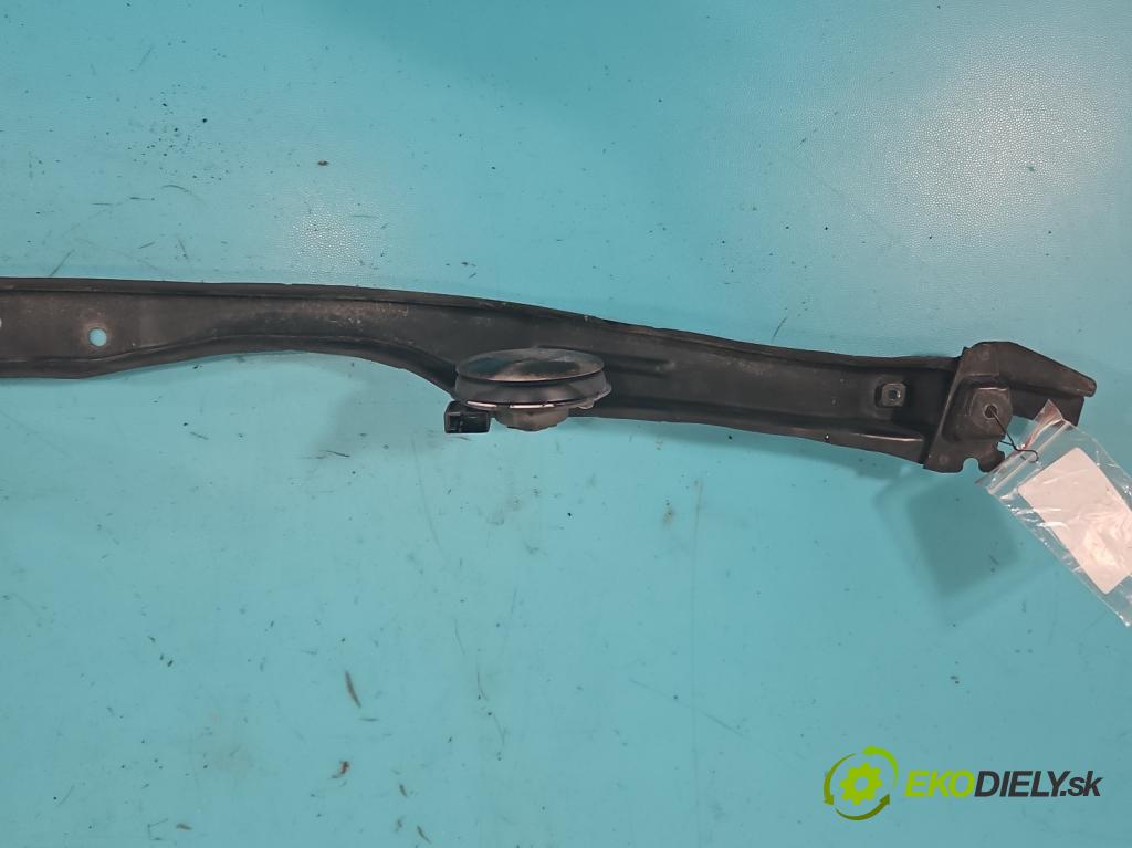 Toyota Rav4 III 2005-2012 2.2 D-CAT 177 hp manual 130 kW 2231 cm3 5- stěna přední (Výztuhy přední)