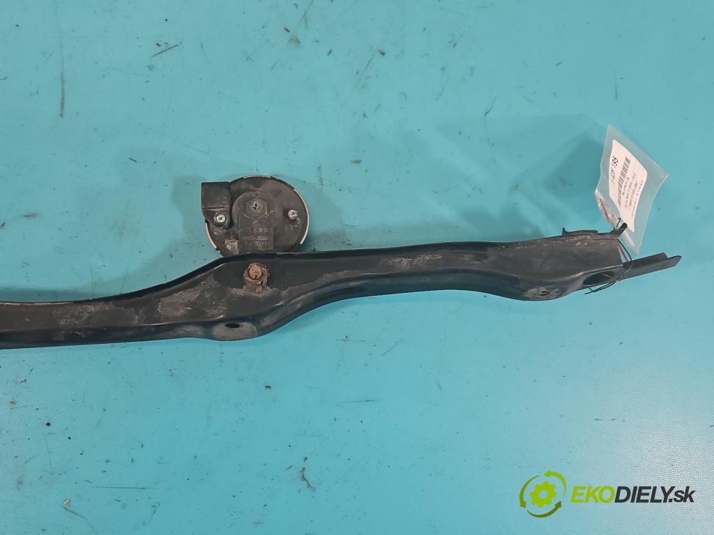 Toyota Rav4 III 2005-2012 2.2 D-CAT 177 hp manual 130 kW 2231 cm3 5- stěna přední (Výztuhy přední)