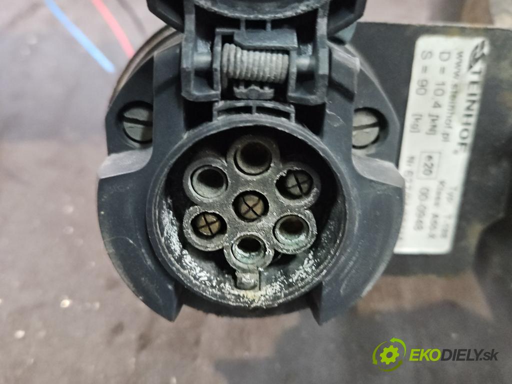 Toyota Rav4 III 2005-2012 2.2 D-CAT 177 hp manual 130 kW 2231 cm3 5- oko tažné  (Tažná zařízení)