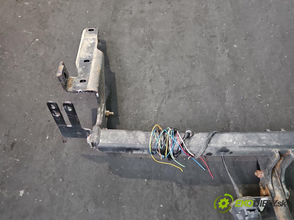 Toyota Rav4 III 2005-2012 2.2 D-CAT 177 hp manual 130 kW 2231 cm3 5- oko tažné  (Tažná zařízení)