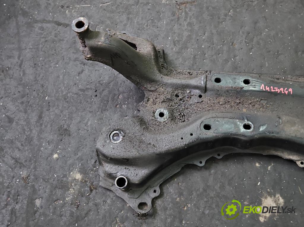 Toyota Rav4 III 2005-2012 2.2 D-CAT 177 HP manual 130 kW 2231 cm3 5- výstuha motora