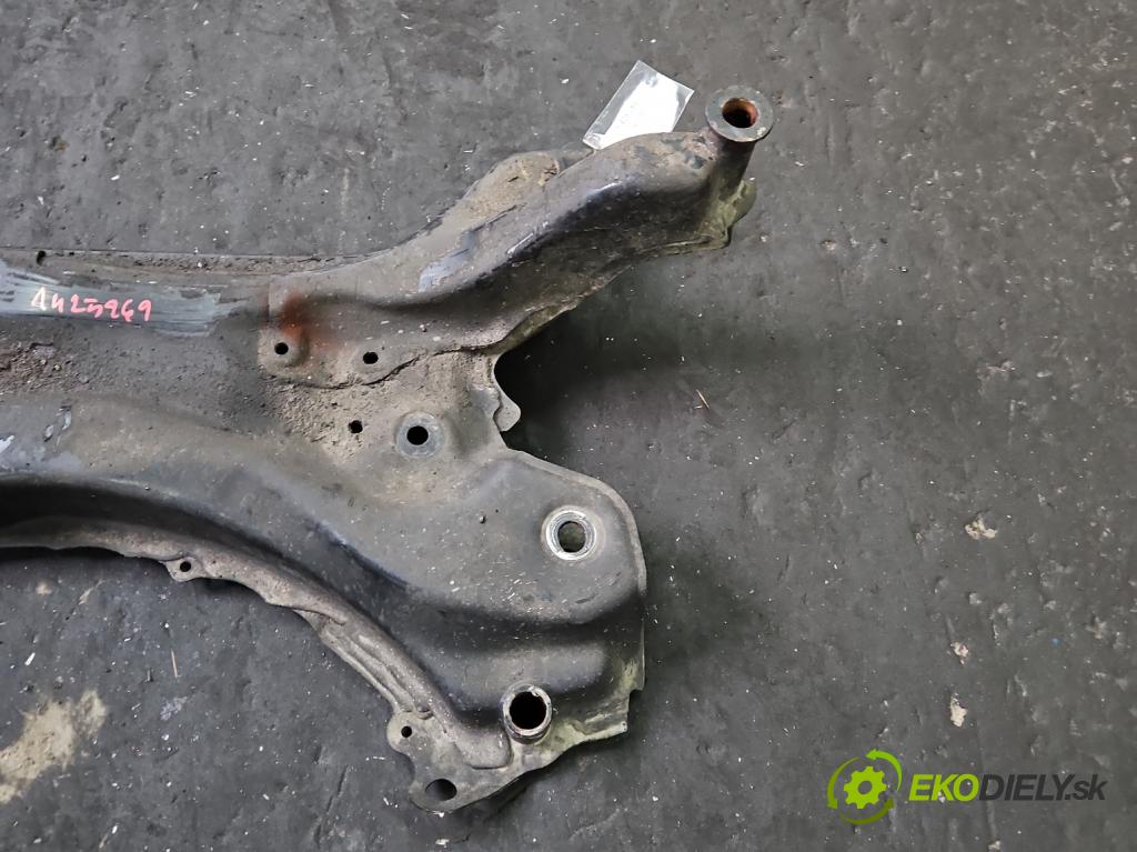 Toyota Rav4 III 2005-2012 2.2 D-CAT 177 HP manual 130 kW 2231 cm3 5- výstuha motora