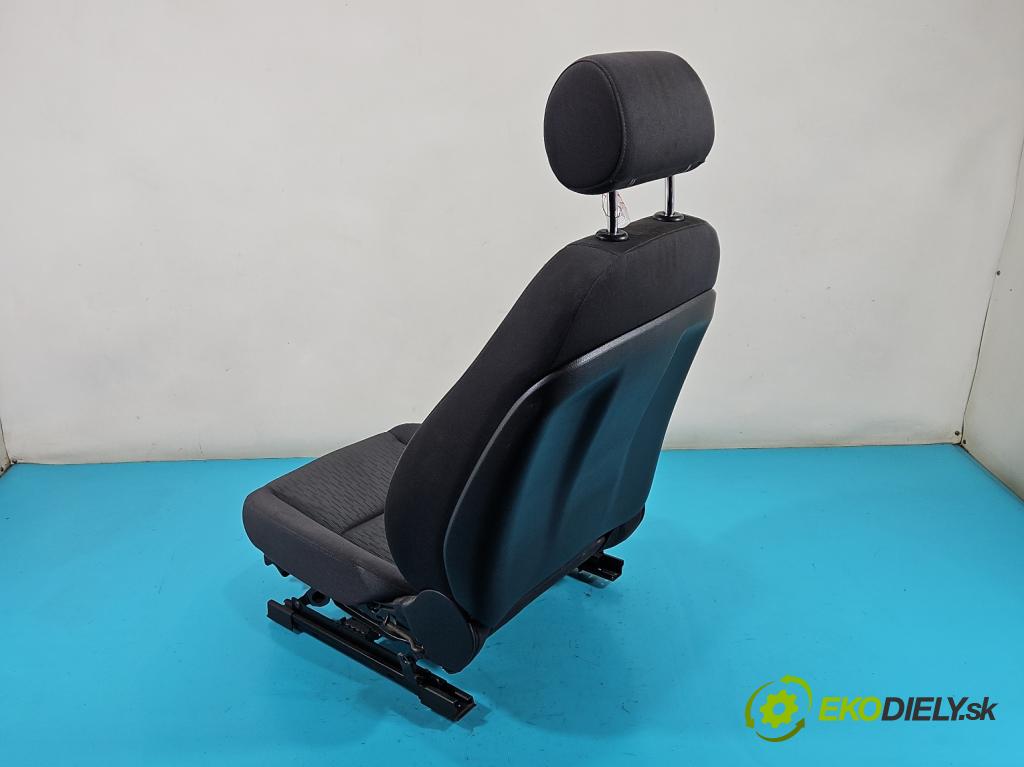 Audi A4 B7 2004-2008 2.0 TDi 170 HP manual 125 kW 1968 cm3 5- Sedačka pravý  (Sedačka, sedadlo)