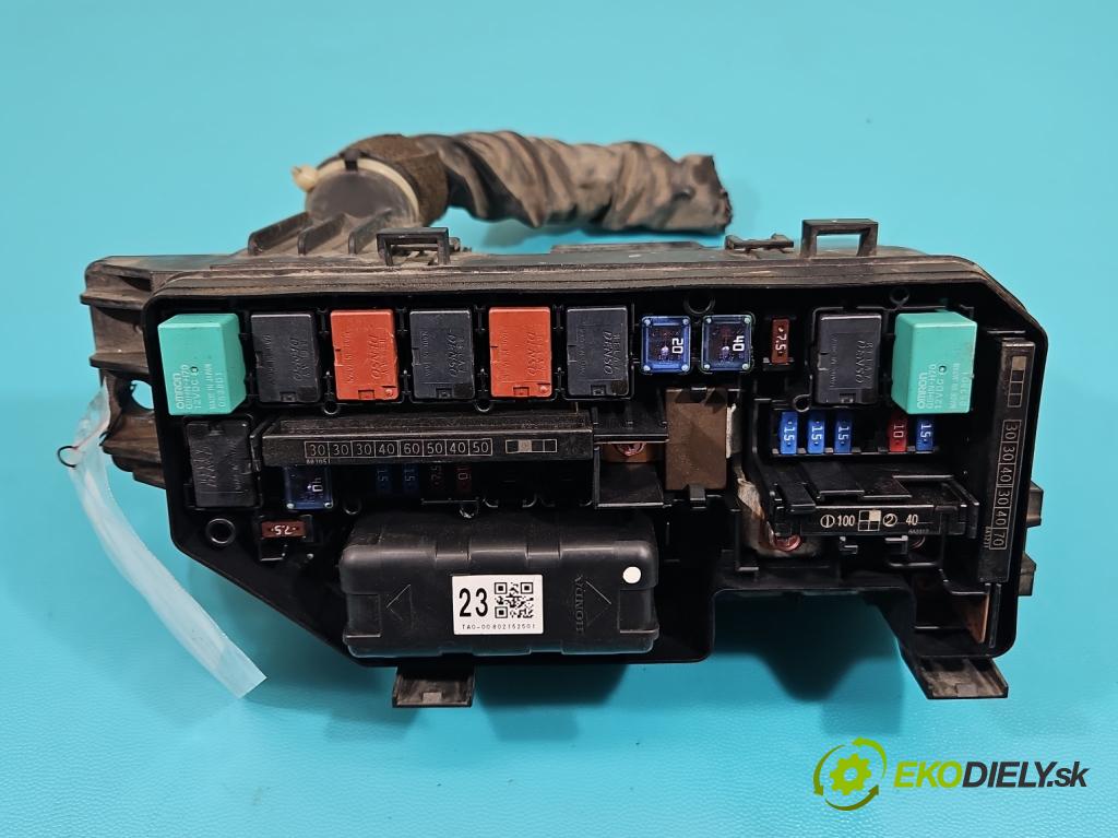 Honda Accord VIII 2008-2015 2.0 VTEC 156 hp manual 115 kW 1997 cm3 4- skříňka pojistková  (Pojistkové skříňky)