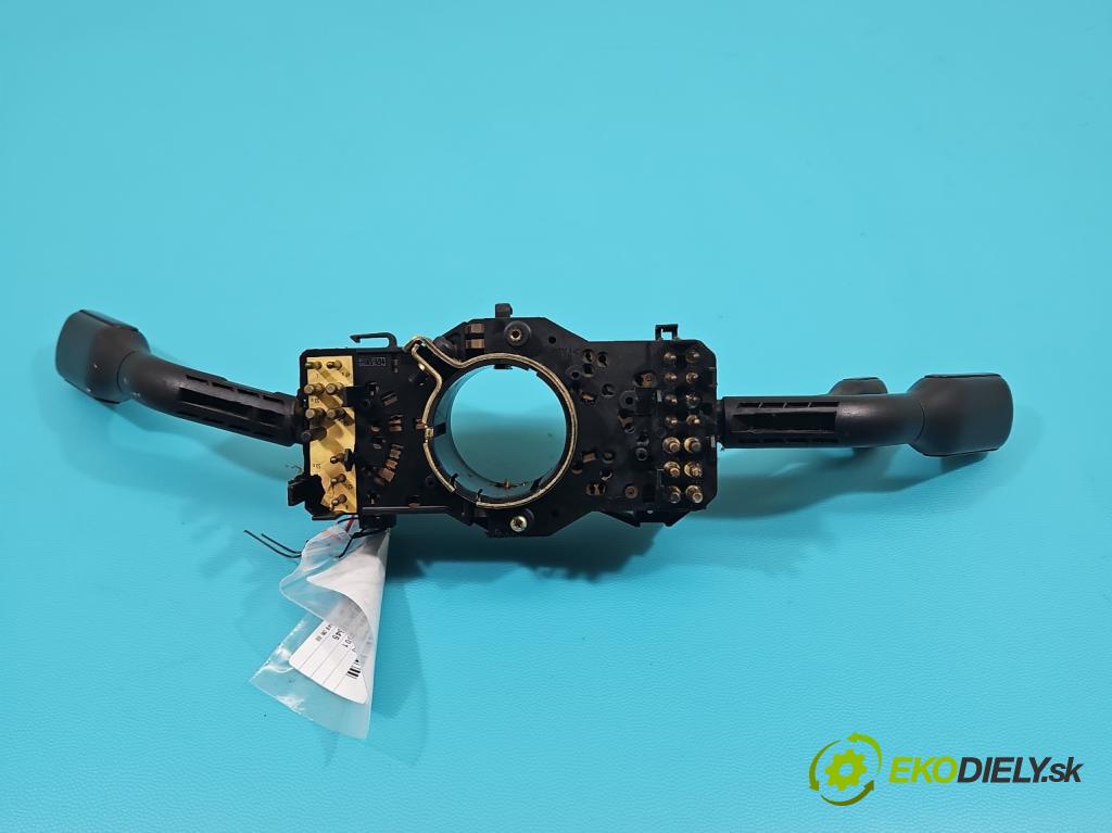 Audi A4 B5 1994-2001 1.8 20V 125 HP manual 92 kW 1781 cm3 4- prepínač komplex: 4D0953513 (Prepínacie páčky pod volantom)