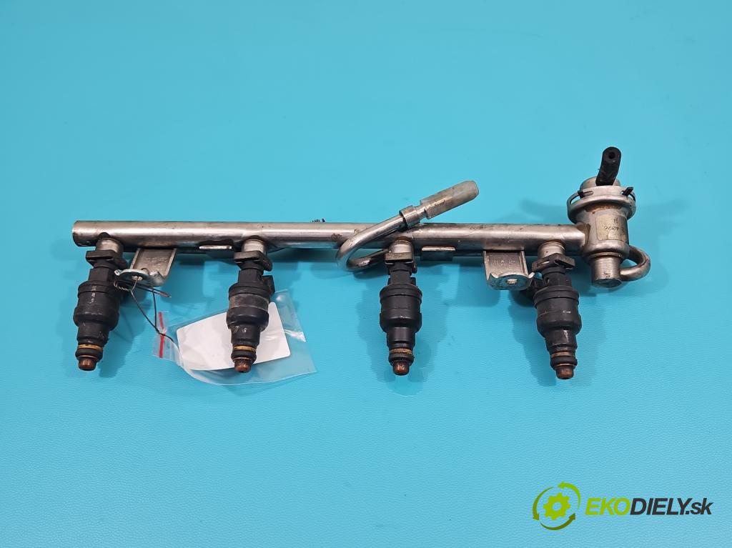 Audi A4 B5 1994-2001 1.8 20V 125 HP manual 92 kW 1781 cm3 4- vstrek 058133551A (Vstrekovače)