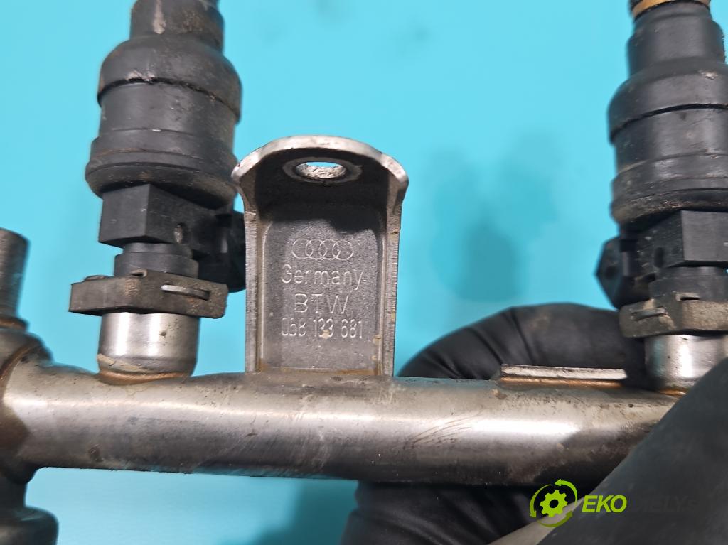 Audi A4 B5 1994-2001 1.8 20V 125 HP manual 92 kW 1781 cm3 4- vstrek 058133551A (Vstrekovače)