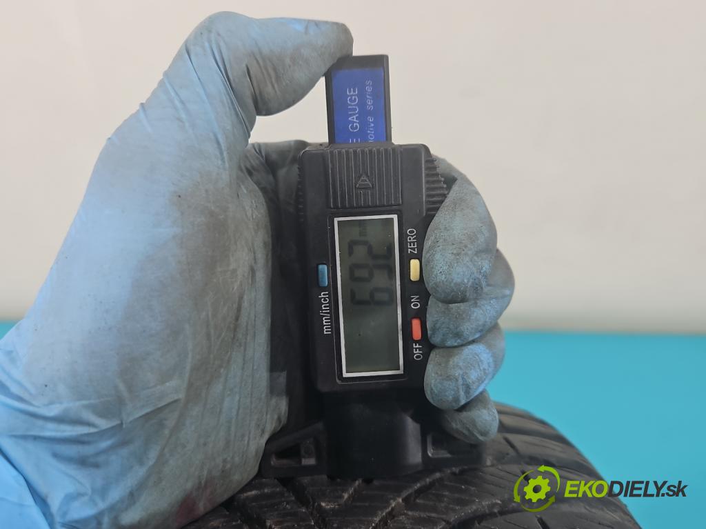 Skoda Fabia II 2007-2014 1.4 16V 86 HP manual 63 kW 1390 cm3 5- pneumatika celoročné pár