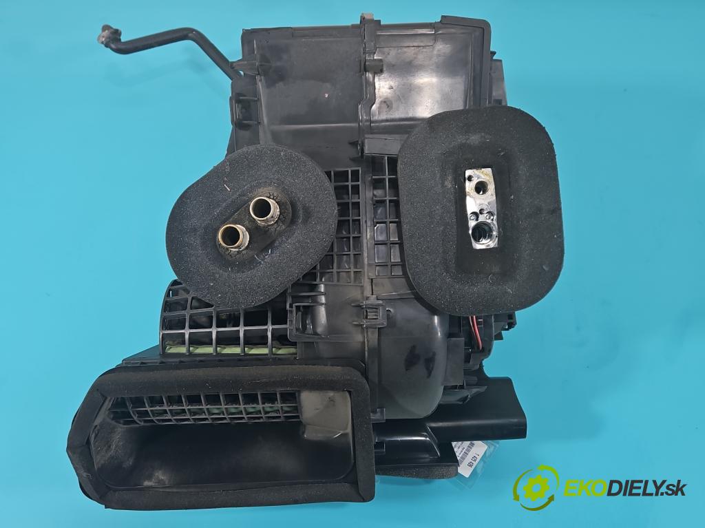 Dacia Logan II 2012-2020 1.0 SCe: 73 HP manual 54 kW 999 cm3 4- radiator 272701237R (Radiátor kúrenia)