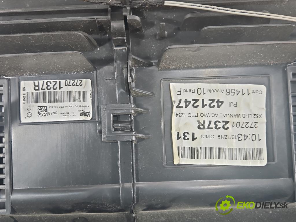Dacia Logan II 2012-2020 1.0 SCe: 73 HP manual 54 kW 999 cm3 4- radiator 272701237R (Radiátor kúrenia)