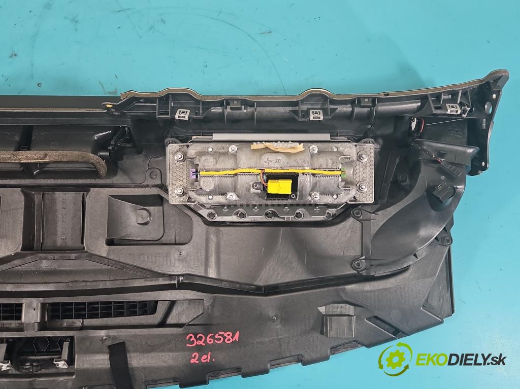 Audi A4 B7 2004-2008 2.0 TDi 170 HP manual 125 kW 1968 cm3 5- kokpit,pristrojová doska rozdeľovacia