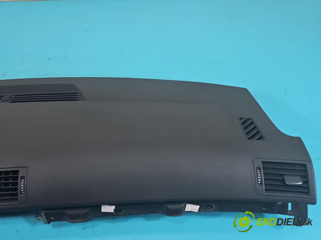 Audi A4 B7 2004-2008 2.0 TDi 170 HP manual 125 kW 1968 cm3 5- kokpit,pristrojová doska rozdeľovacia