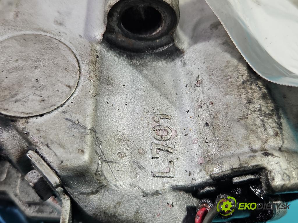 Jaguar XF I X250 2007-2015 2.7 TD V6 207 HP automatic 152 kW 2720 cm3 4- Kompresor: klimatizácie  (Kompresory klimatizácie)