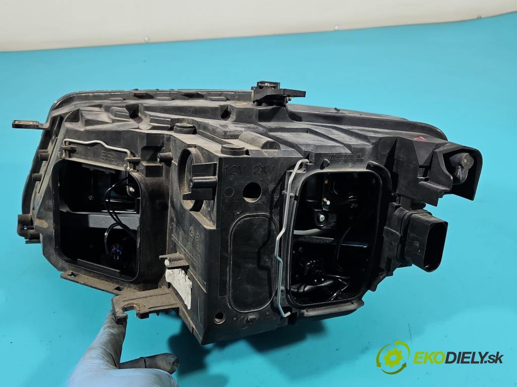 Audi Q5 2008-2016 2.0 TDi 170 HP automatic 125 kW 1968 cm3 5- Reflektor: pravý  (Pravé)