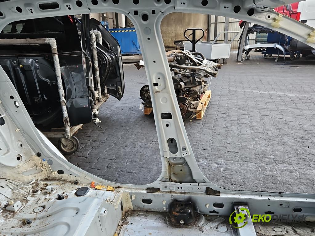 Dacia Logan II 2012-2020 1.0 SCe 73 hp manual 54 kW 999 cm3 4- práh levý  (Ostatní)