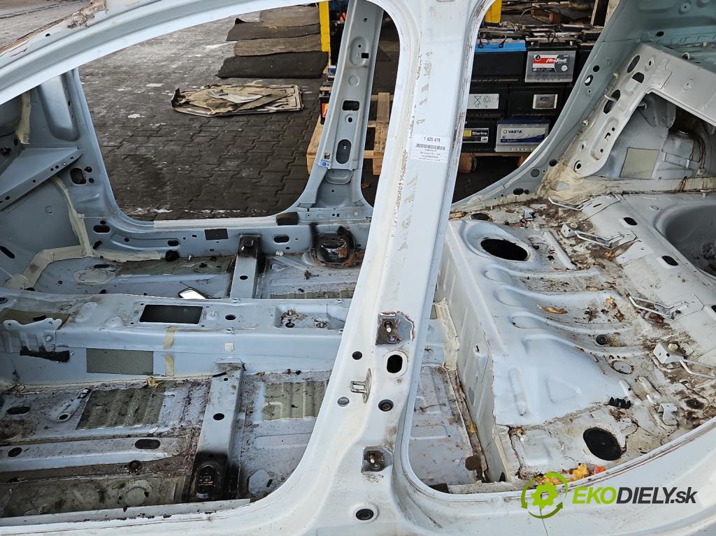 Dacia Logan II 2012-2020 1.0 SCe 73 hp manual 54 kW 999 cm3 4- práh levý  (Ostatní)