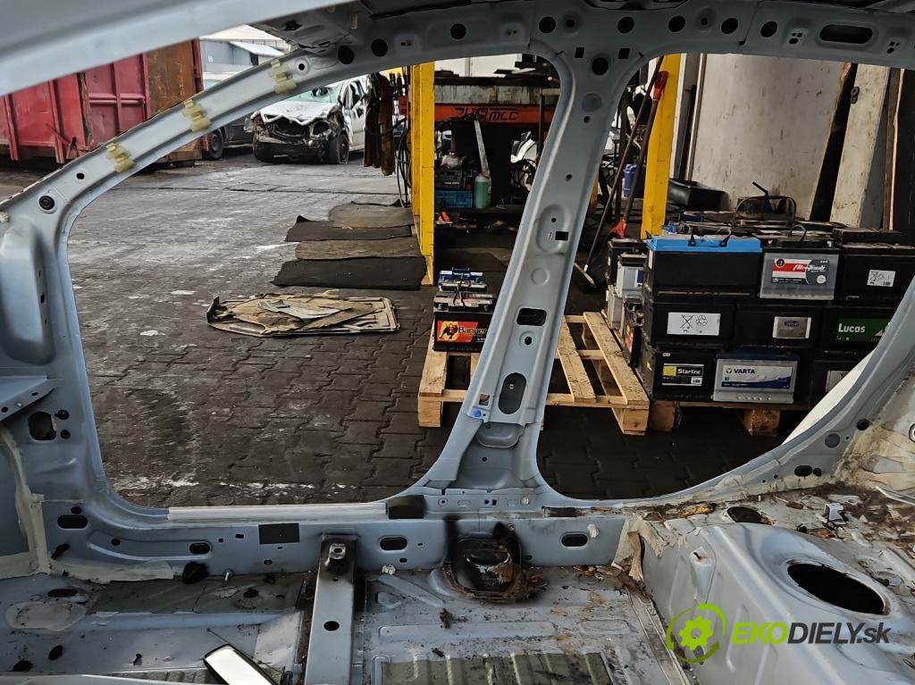 Dacia Logan II 2012-2020 1.0 SCe 73 hp manual 54 kW 999 cm3 4- práh pravý  (Ostatní)