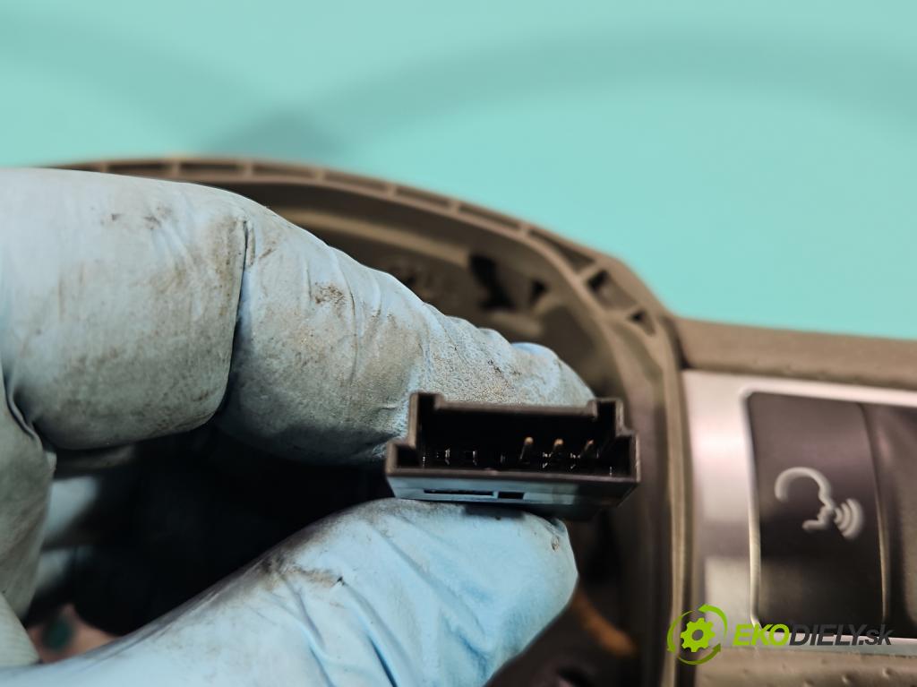 Audi Q5 2008-2016 2.0 TDi 170 HP automatic 125 kW 1968 cm3 5- volant  (Volanty)