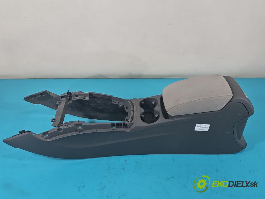 Audi Q5 2008-2016 2.0 TDi 170 HP automatic 125 kW 1968 cm3 5- operadlo 8R0863242 (Lakťové opierky)