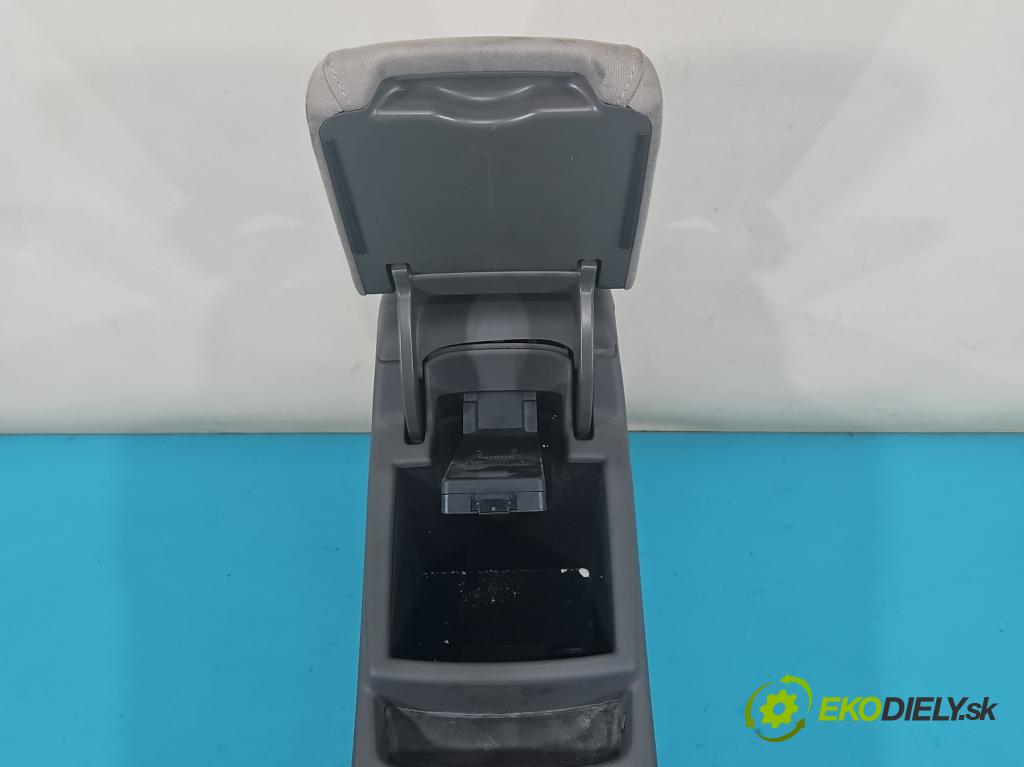 Audi Q5 2008-2016 2.0 TDi 170 HP automatic 125 kW 1968 cm3 5- operadlo 8R0863242 (Lakťové opierky)