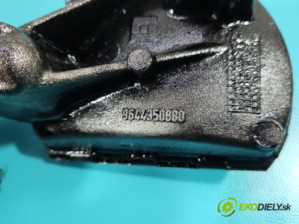 Ford Kuga Mk1 2008-2013 2.0 TDCi 136 HP manual 100 kW 1997 cm3 5- čerpadlo oleja: 9644350880 (Olejová pumpa)