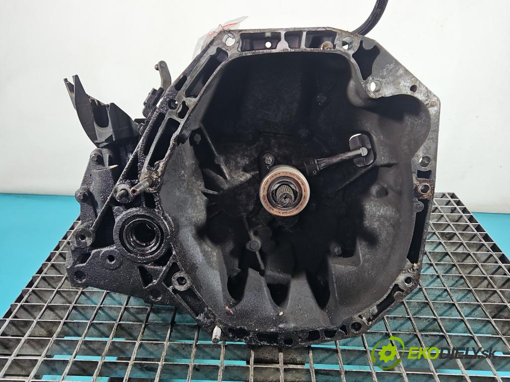 Renault Clio III 2005-2012 1.5 dci 68 HP manual 50 kW 1461 cm3 5- prevodovka stupeň,rýchlosť manual JH3141