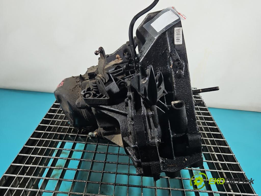 Renault Clio III 2005-2012 1.5 dci 68 HP manual 50 kW 1461 cm3 5- prevodovka stupeň,rýchlosť manual JH3141
