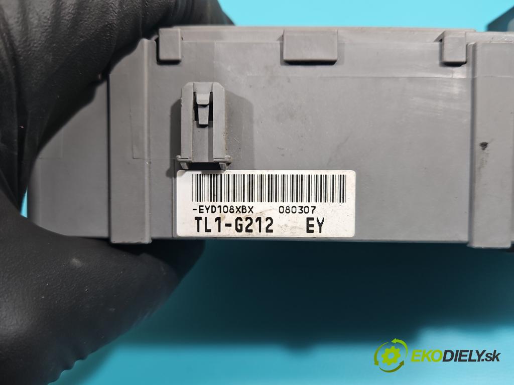 Honda Accord VIII 2008-2015 2.0 VTEC 156 hp manual 115 kW 1997 cm3 4- skříňka pojistková TL1-G212 (Pojistkové skříňky)