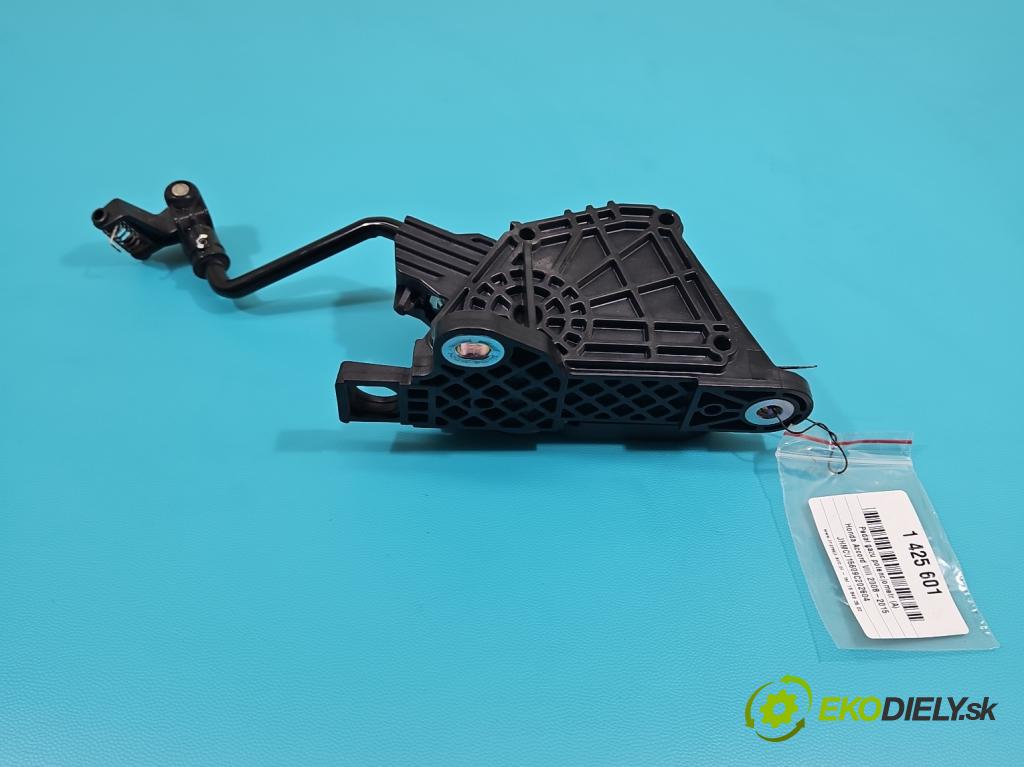 Honda Accord VIII 2008-2015 2.0 VTEC 156 HP manual 115 kW 1997 cm3 4- pedal plyn potenciometr: 198800-7730
