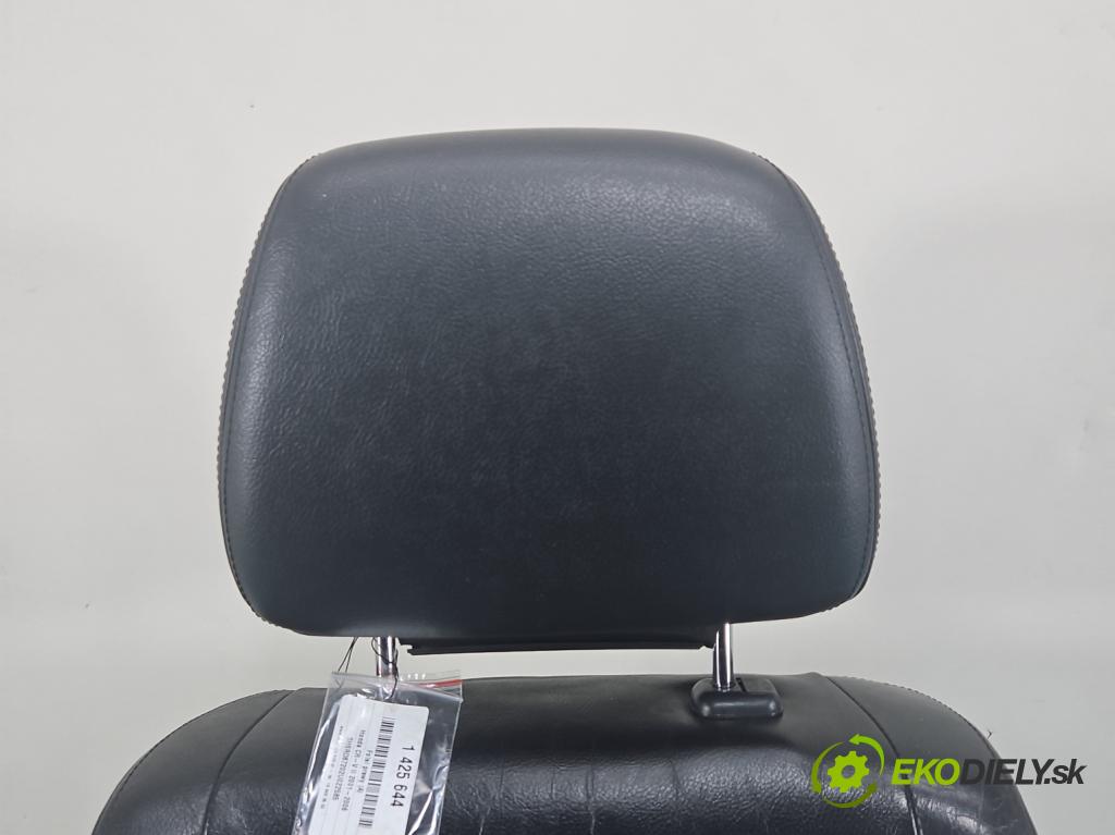 Honda CR-V II 2001-2006 2.0 16v 150 HP manual 110 kW 1998 cm3 5- Sedačka pravý  (Sedačka, sedadlo)