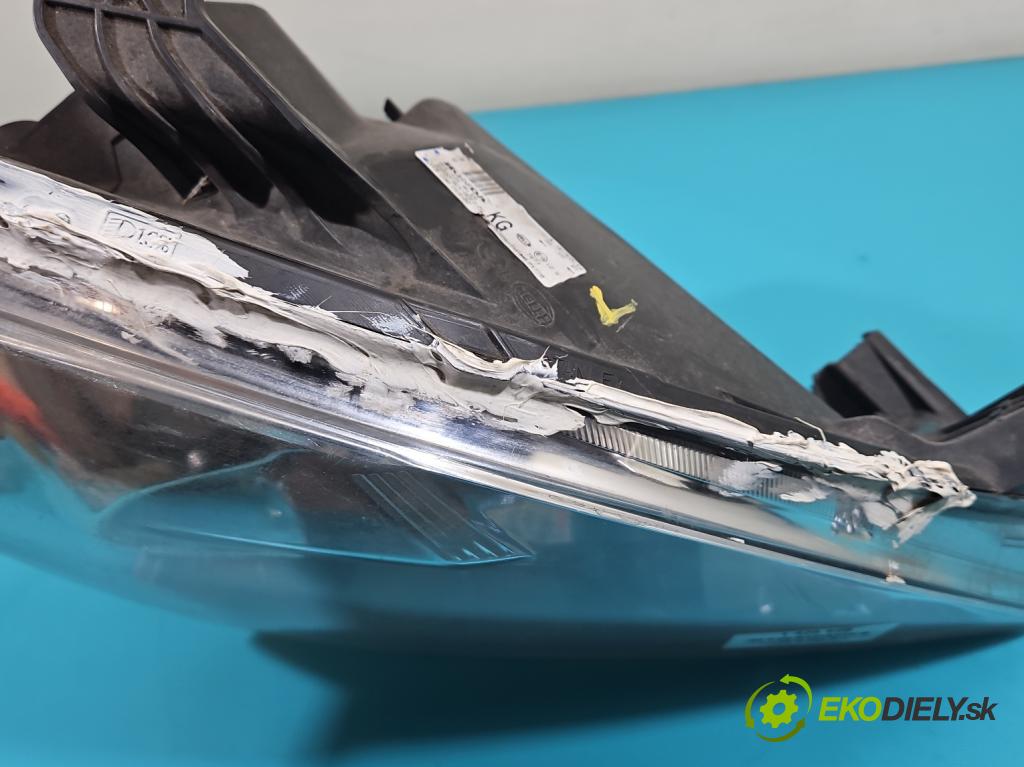 Honda CR-V II 2001-2006 2.0 16v 150 HP manual 110 kW 1998 cm3 5- Reflektor: pravý 33100-SCA-G010-M1 (Pravé)