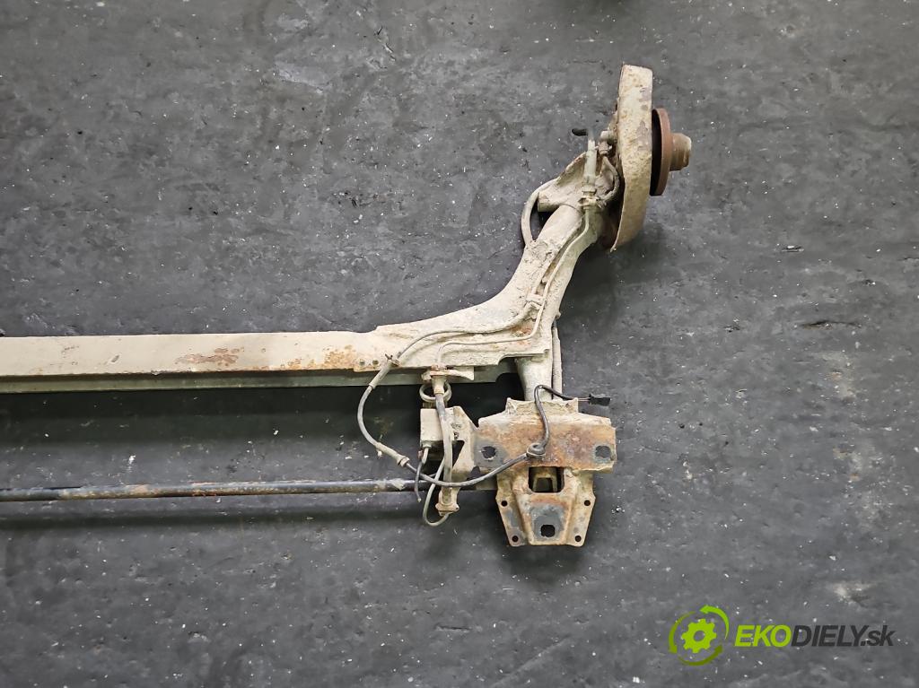 Audi 80 B4 1991-1994 1.9 tdi 90 hp manual 66 kW 1896 cm3 5- zadní výztuha  (Výztuhy zadní)