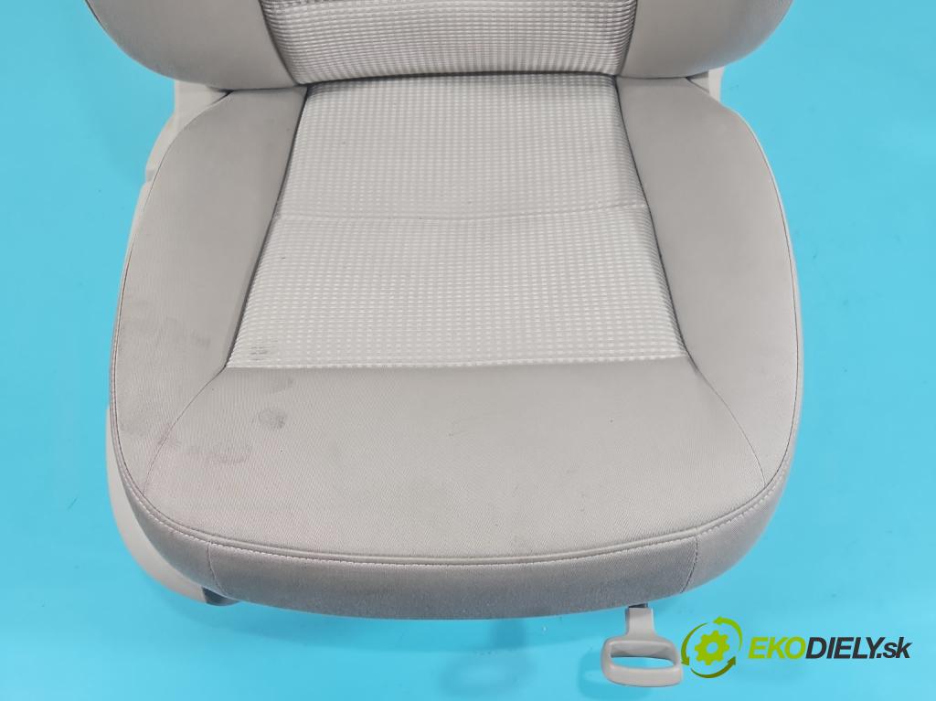 Audi Q5 2008-2016 2.0 TDi 170 HP automatic 125 kW 1968 cm3 5- Sedačka pravý  (Sedačka, sedadlo)