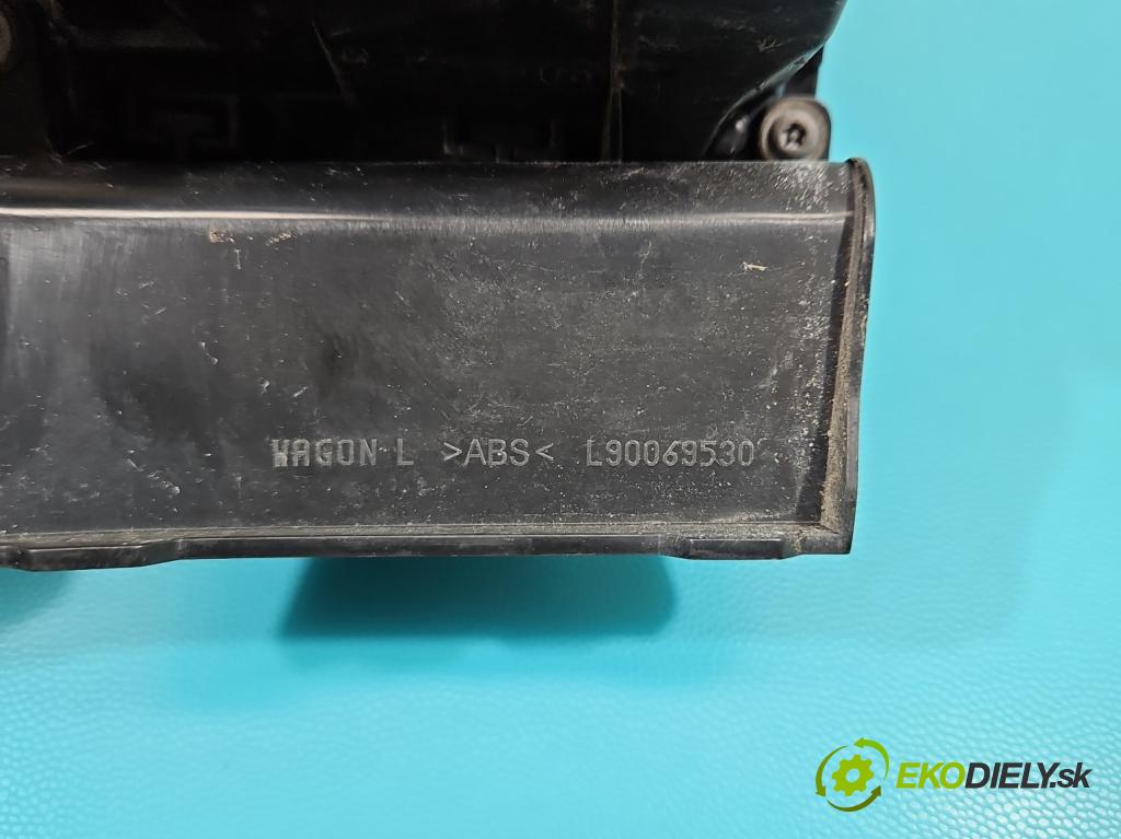 Toyota Avensis III T27 2009-2018 2.0 D4-D: 143 HP manual 105 kW 1995 cm3 5- svetlo / reflektor zadné ľavé  (Kľučka dverí ostatné)