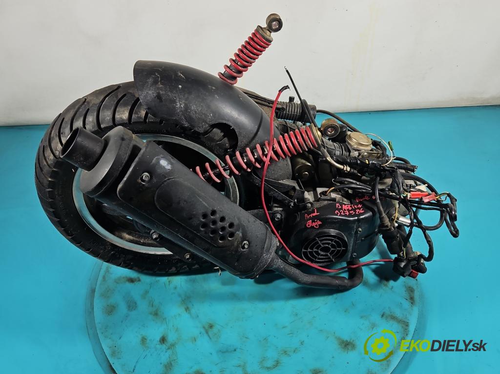 Motorower Baotian bt49qt 0.0b: 4KM manual 2.6 kW 49.6 cm3 2- motor benzín