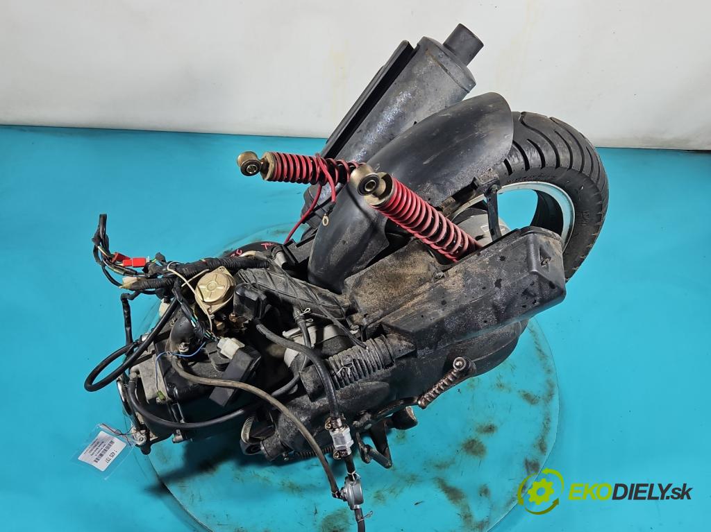 Motorower Baotian bt49qt 0.0b: 4KM manual 2.6 kW 49.6 cm3 2- motor benzín 