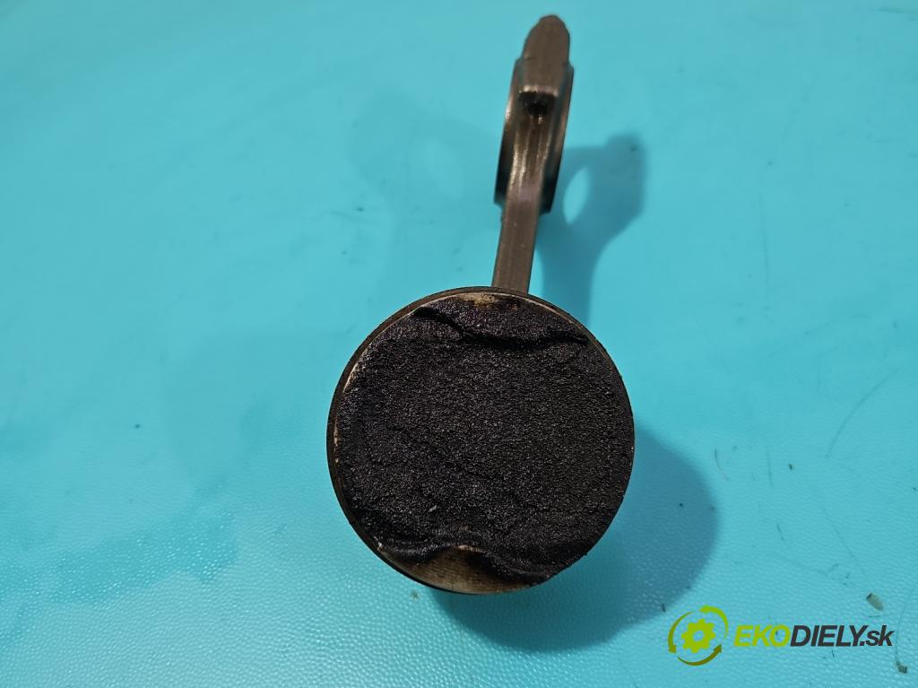 Dacia Logan II 2012-2020 1.0 SCe: 73 HP manual 54 kW 999 cm3 4- piest  (Piest)