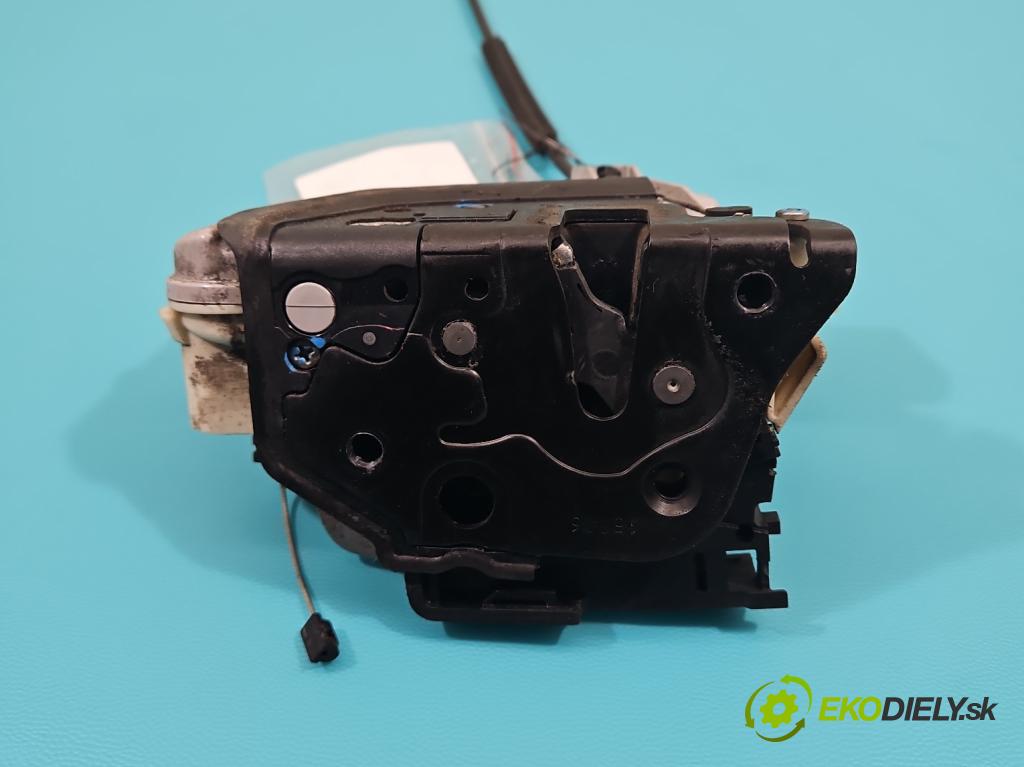 Seat Leon II 2005-2012 1.6 8V 102 hp manual 75 kW 1595 cm3 5- zámek přední levý