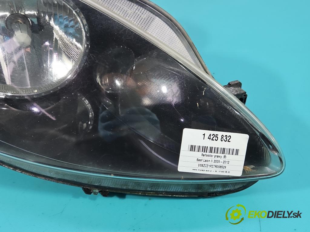 Seat Leon II 2005-2012 1.6 8V 102 HP manual 75 kW 1595 cm3 5- Reflektor: pravý 5P1941006D (Pravé)