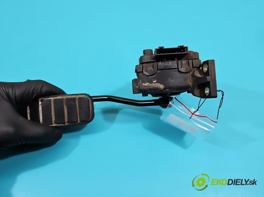 Renault Mascott 1999-2010 2.8 TD 86 HP manual 63 kW 2800 cm3 5- pedal plyn potenciometr: 7700377115
