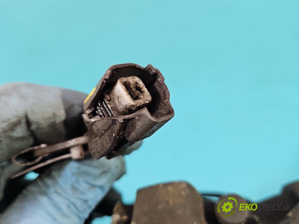 Honda CR-V II 2001-2006 2.0 16v 150 HP manual 110 kW 1998 cm3 5- Kompresor: klimatizácie HS-110R (Kompresory klimatizácie)