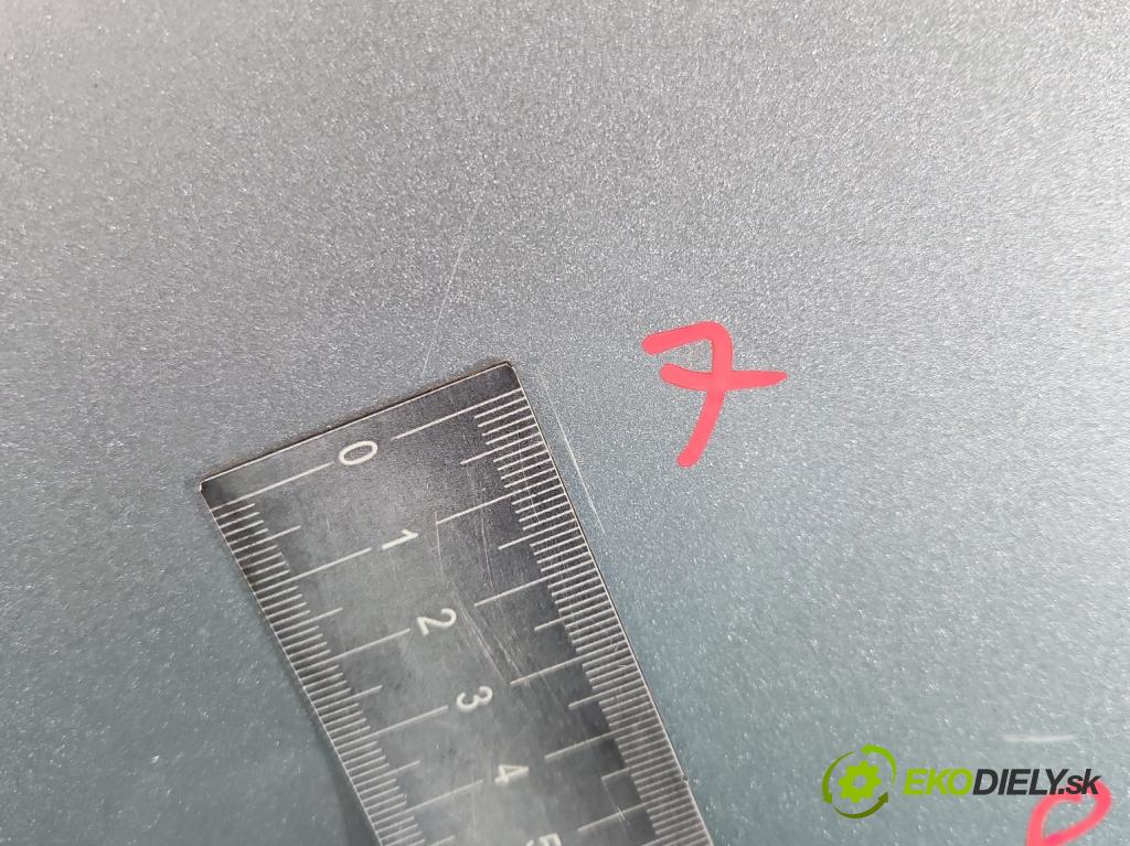 Fiat Seicento 0.9 39 HP manual 29 kW 899 cm3 3- kapota predná
