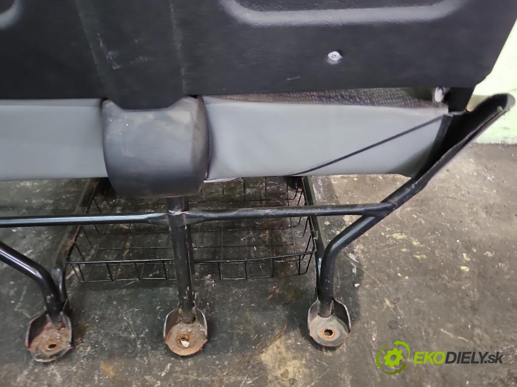 Renault Mascott 1999-2010 2.8 TD 86 HP manual 63 kW 2800 cm3 5- Sedačka pravý  (Sedačka, sedadlo)