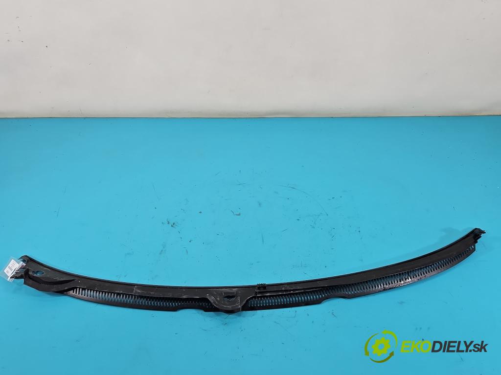 Audi A4 B7 2004-2008 2.0 TDi 170 HP manual 125 kW 1968 cm3 5- torpédo  (Torpédo (plast pod čelným sklom))