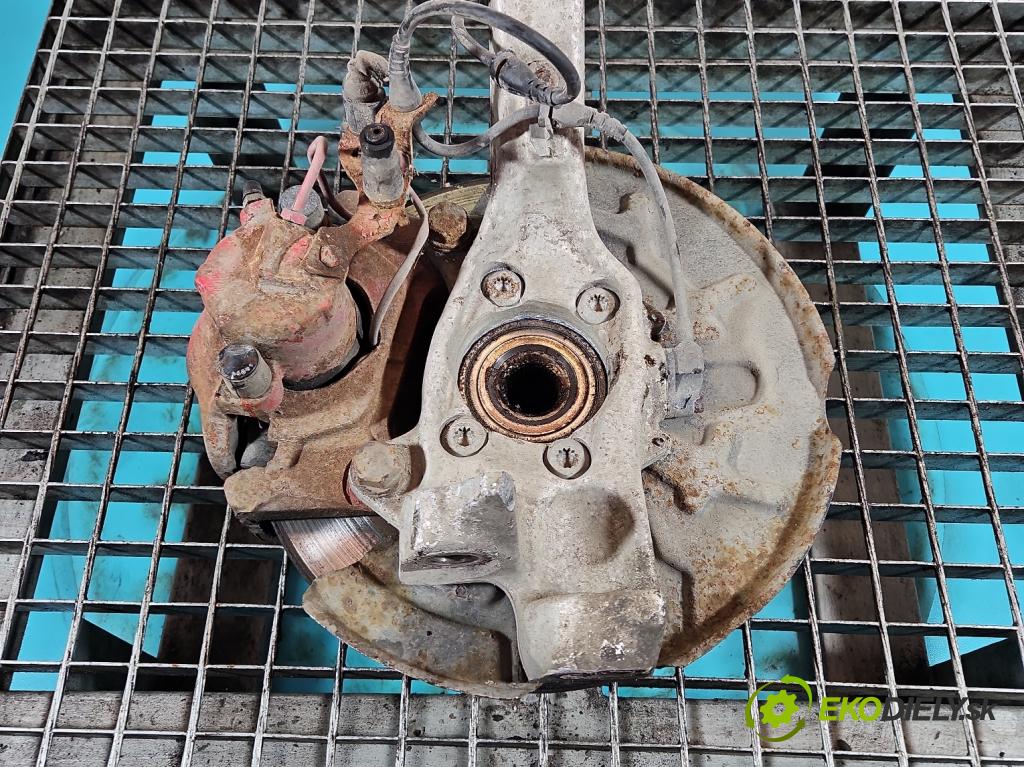 Audi A4 B7 2004-2008 2.0 TDi 170 HP manual 125 kW 1968 cm3 5- náboj ľavé  (Náboje)