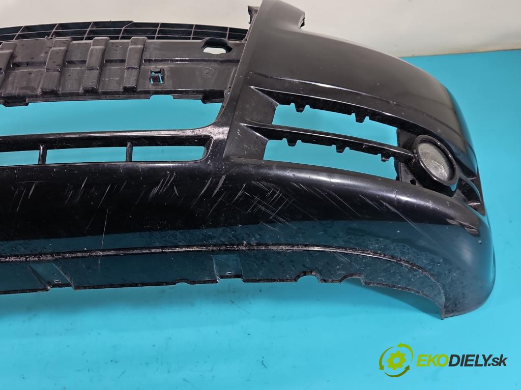 Audi A4 B7 2004-2008 2.0 TDi 170 hp manual 125 kW 1968 cm3 5- nárazník přední  (Klika dveří ostatní)