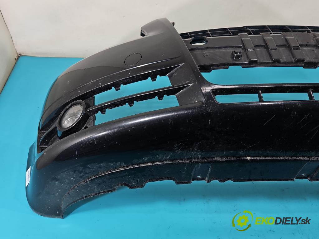 Audi A4 B7 2004-2008 2.0 TDi 170 hp manual 125 kW 1968 cm3 5- nárazník přední  (Klika dveří ostatní)