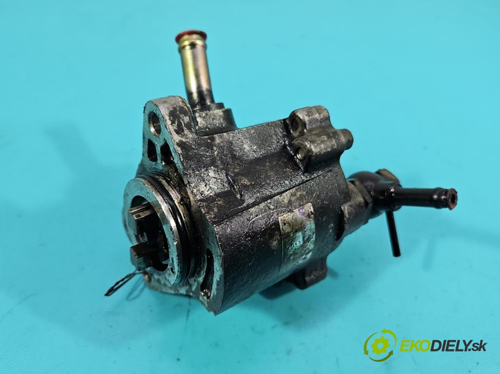 Toyota Rav4 II 2000-2005 2.0 d4d 116 HP manual 85 kW 1995 cm3 5- čerpadlo rotačný 29300-27020