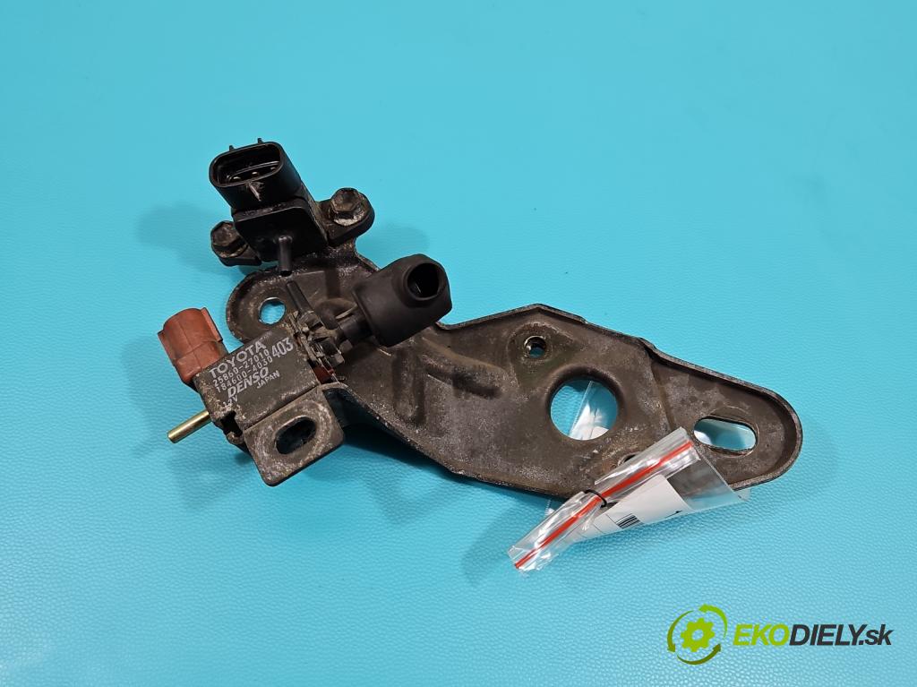 Toyota Rav4 II 2000-2005 2.0 d4d 116 HP manual 85 kW 1995 cm3 5- ventil podtlaku 25860-27010 (Ventily)