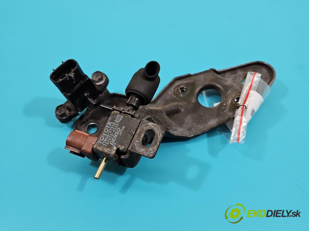 Toyota Rav4 II 2000-2005 2.0 d4d 116 HP manual 85 kW 1995 cm3 5- ventil podtlaku 25860-27010 (Ventily)